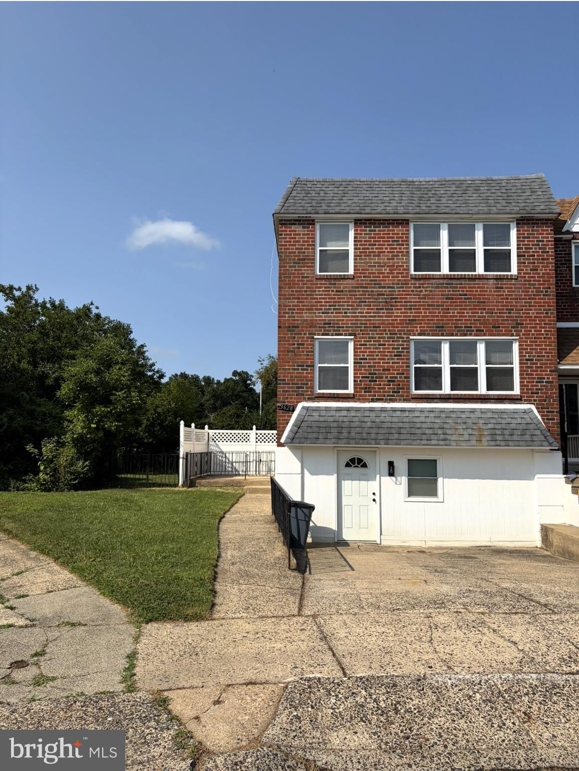 3628 GENESEE Drive – photo 1