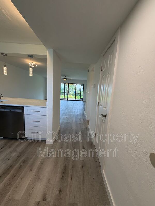 16150 Bay Pointe Blvd – photo 4