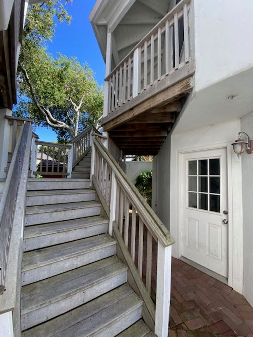 790 Lighthouse Avenue – photo 3