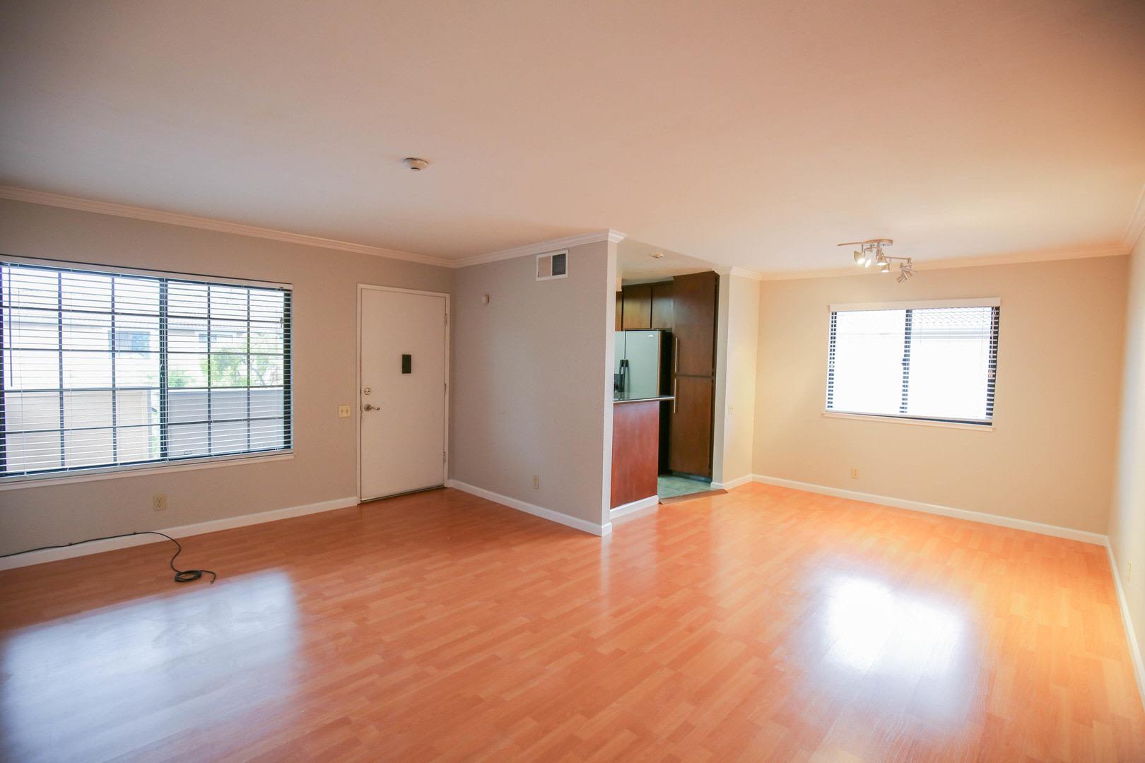 Union City Townhome on Alvarado Niles – photo 4