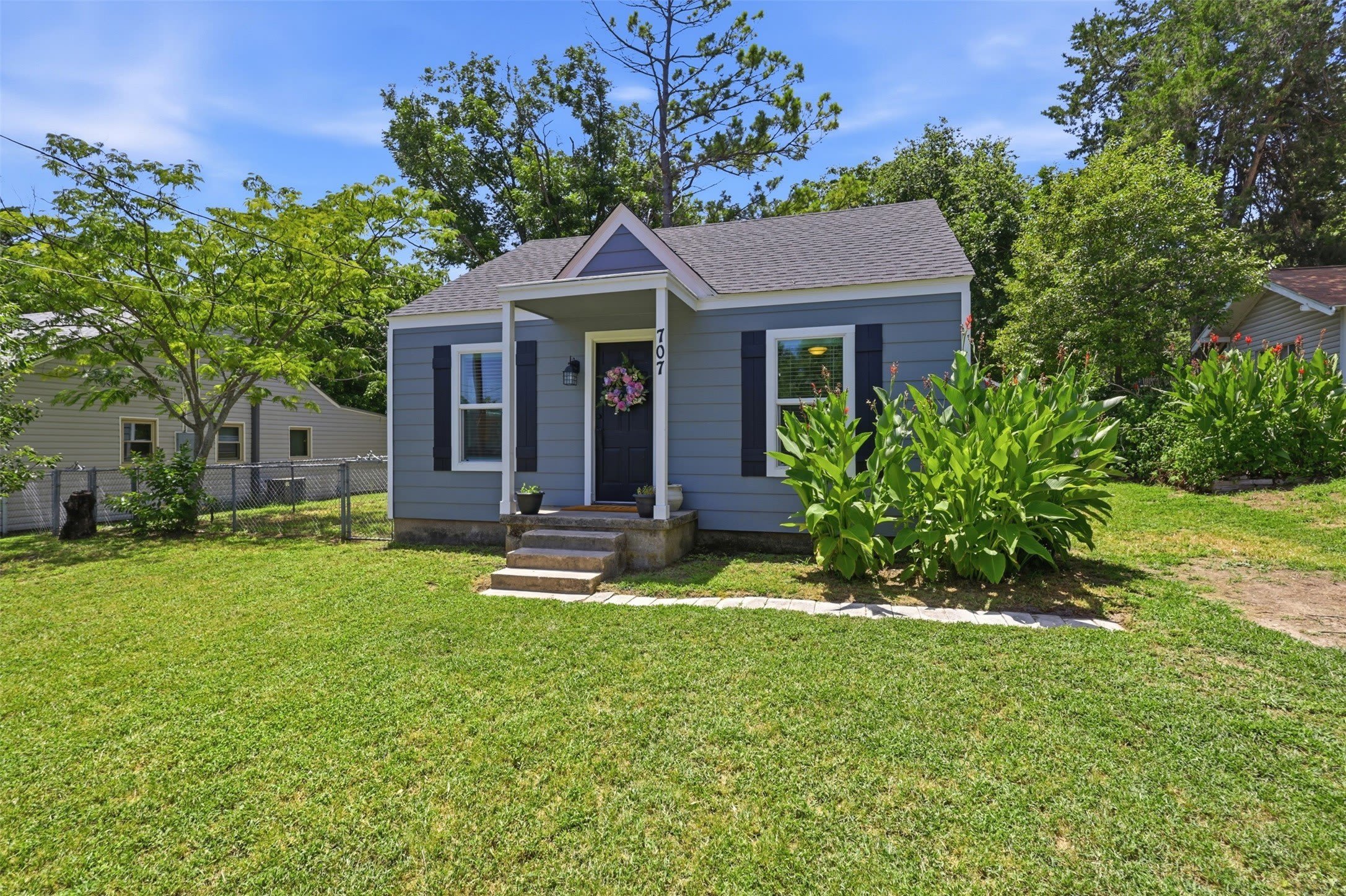 707 W Water Street – photo 2