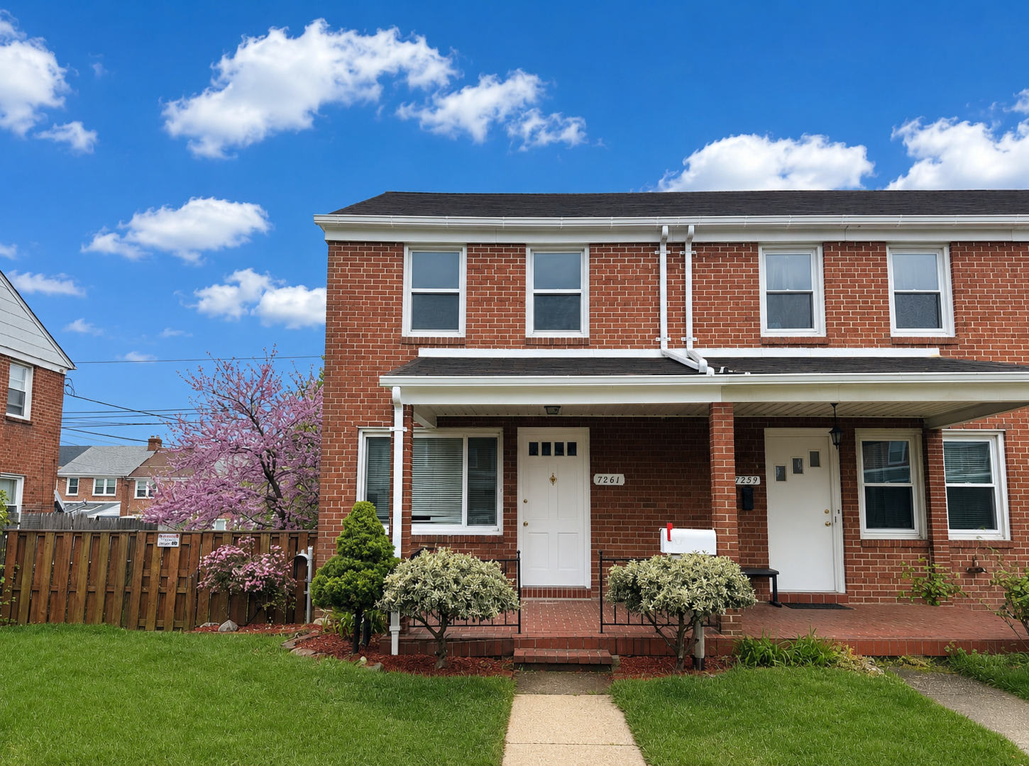 Charming 3 Bedroom Home with Finished Basement & Fenced Backyard – photo 1