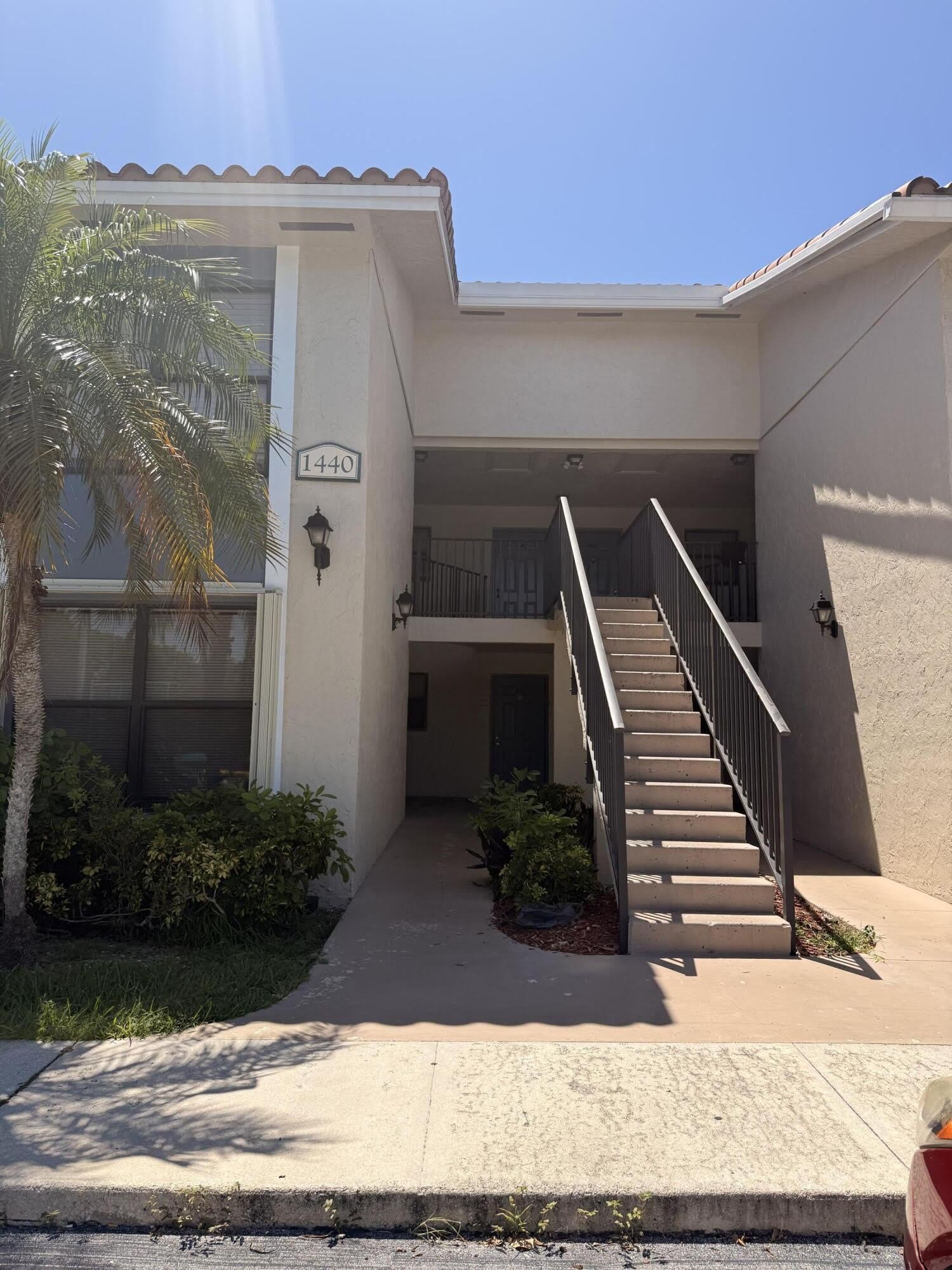 1440 Lake Crystal Drive – photo 1