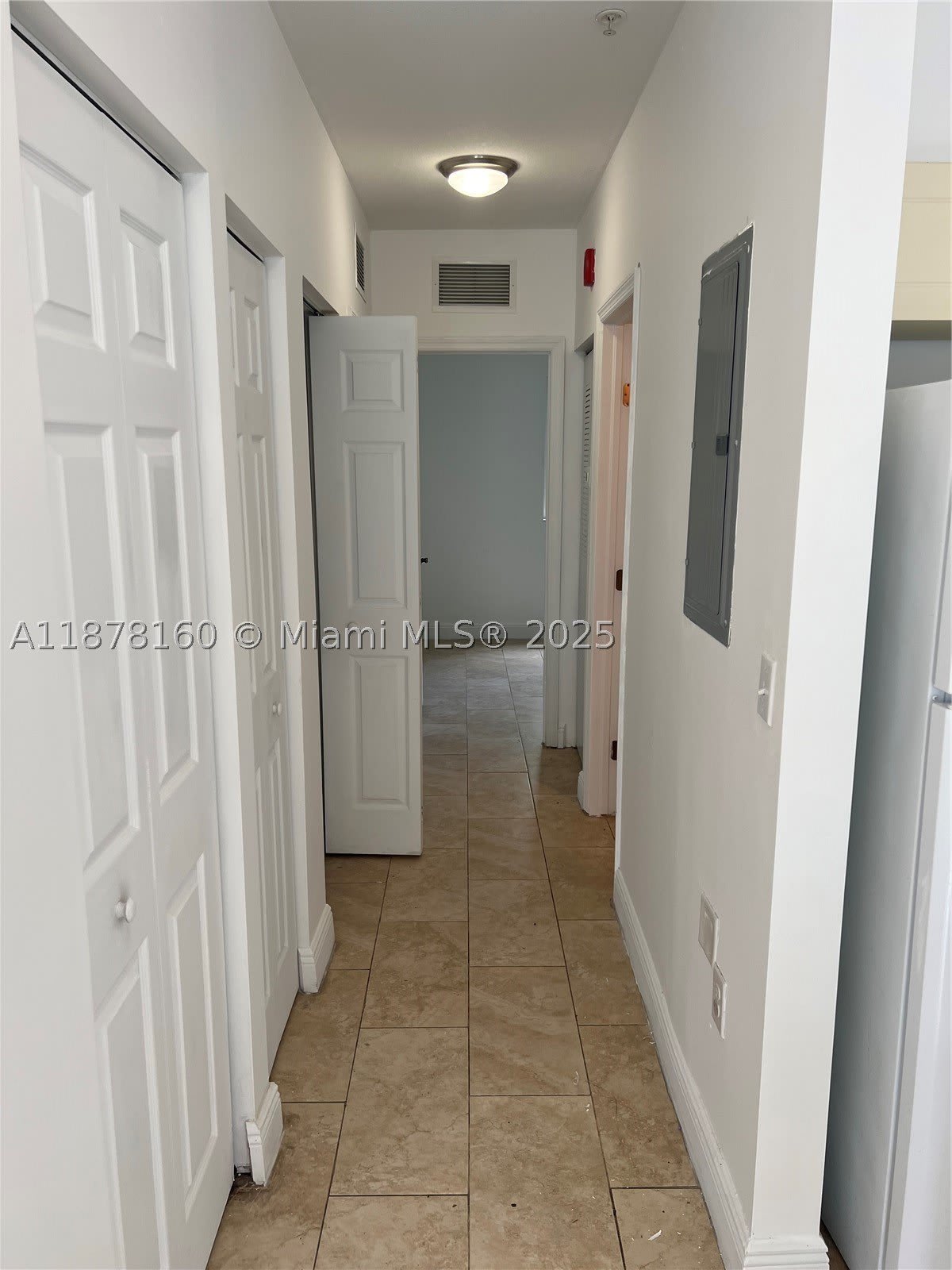 211 W 79th Pl – photo 4