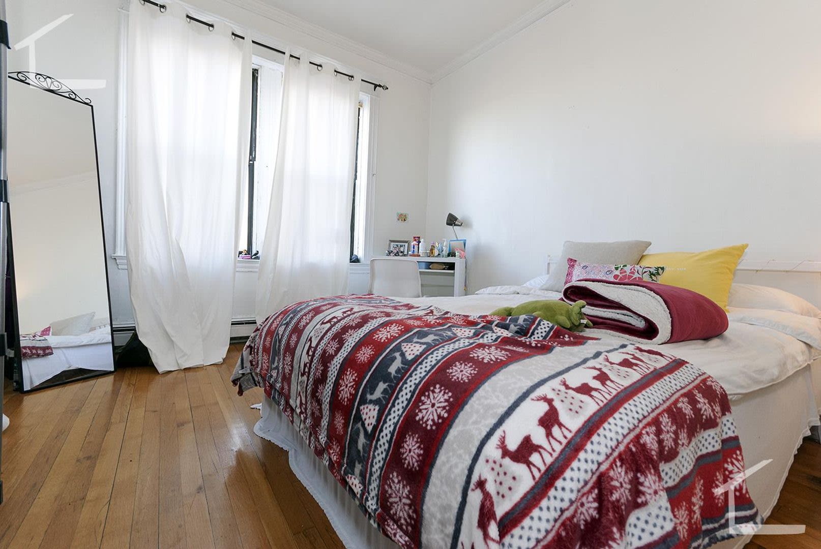 Large 4 bed – photo 3