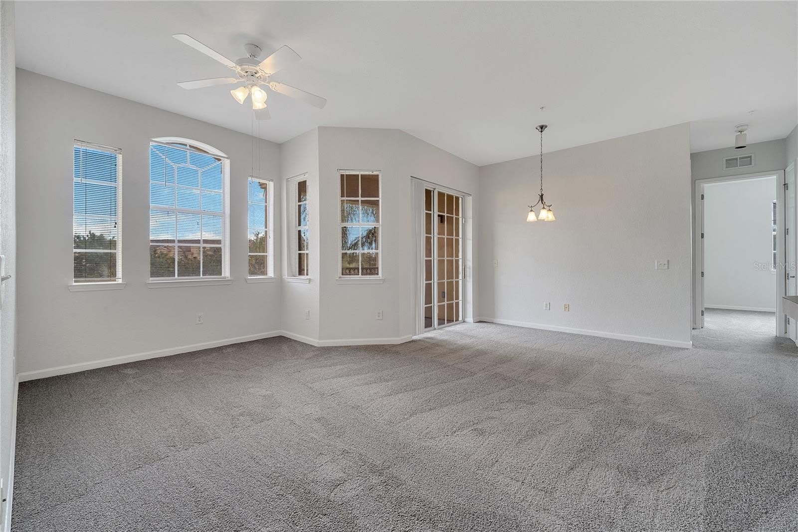 817 TERRACE RIDGE Circle – photo 2