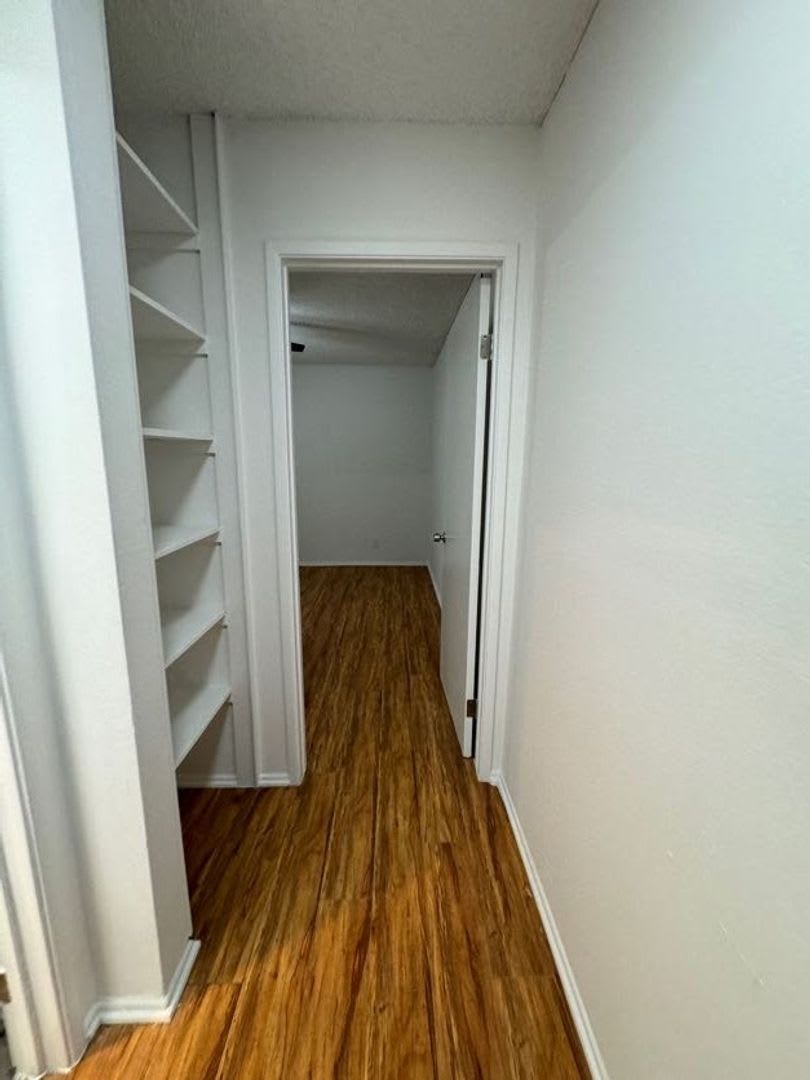 20353 Saticoy St. – photo 3
