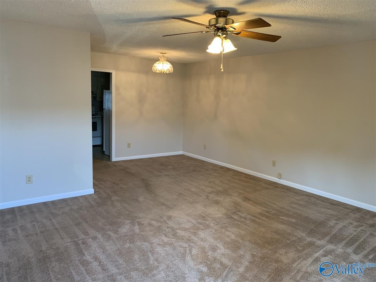 8142 Oldfield Road – photo 2