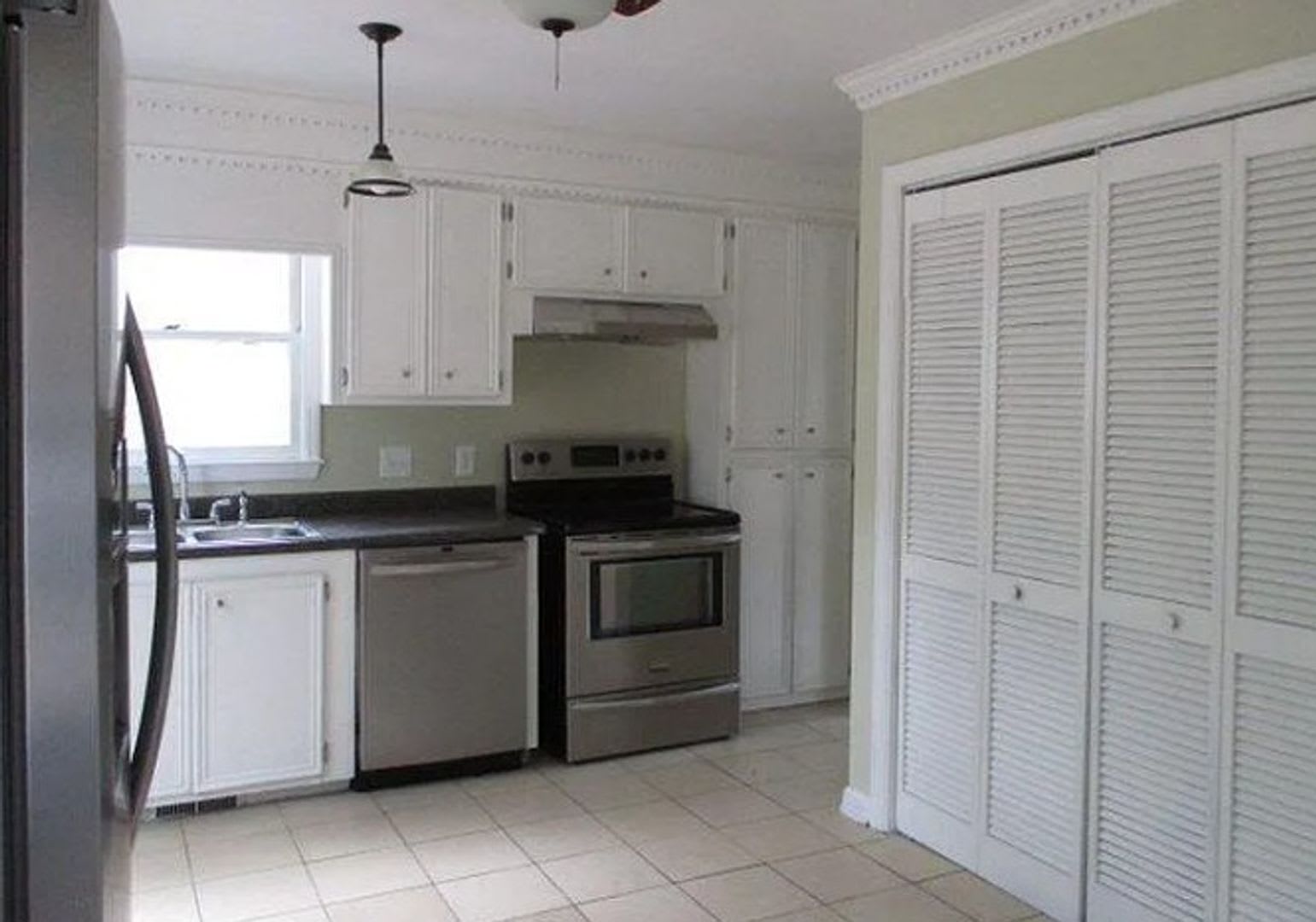 Beautiful 3Bed/2Bath – photo 3