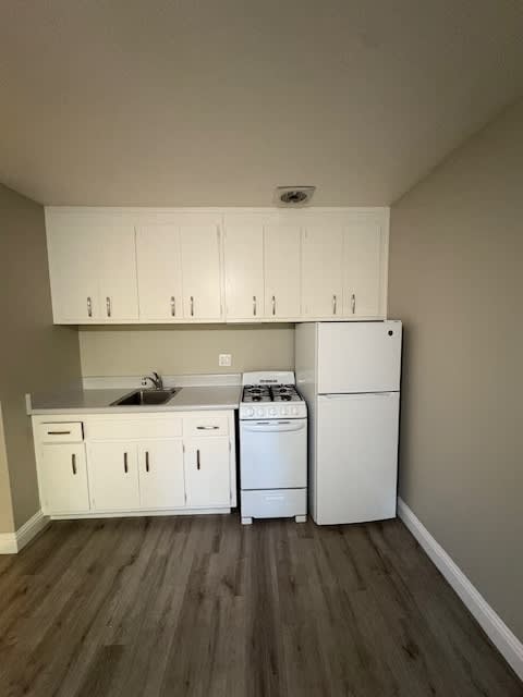 5499 Claremont Avenue – photo 4