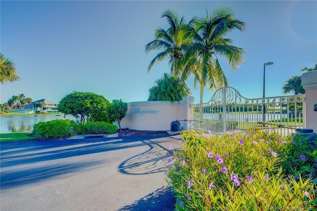5799 NE Island Cove Way – photo 3