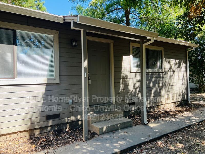 9210 Goodspeed St B – photo 2