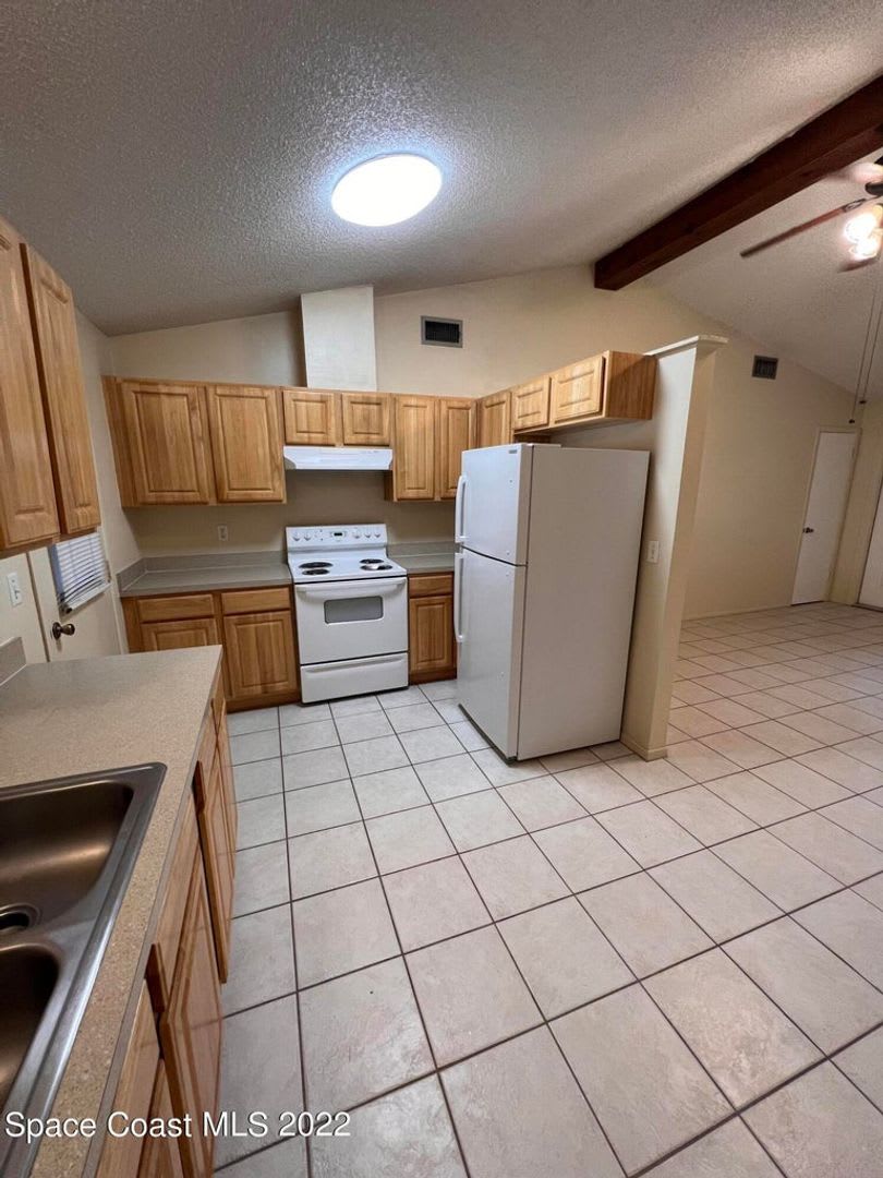 Rockledge condo – photo 4