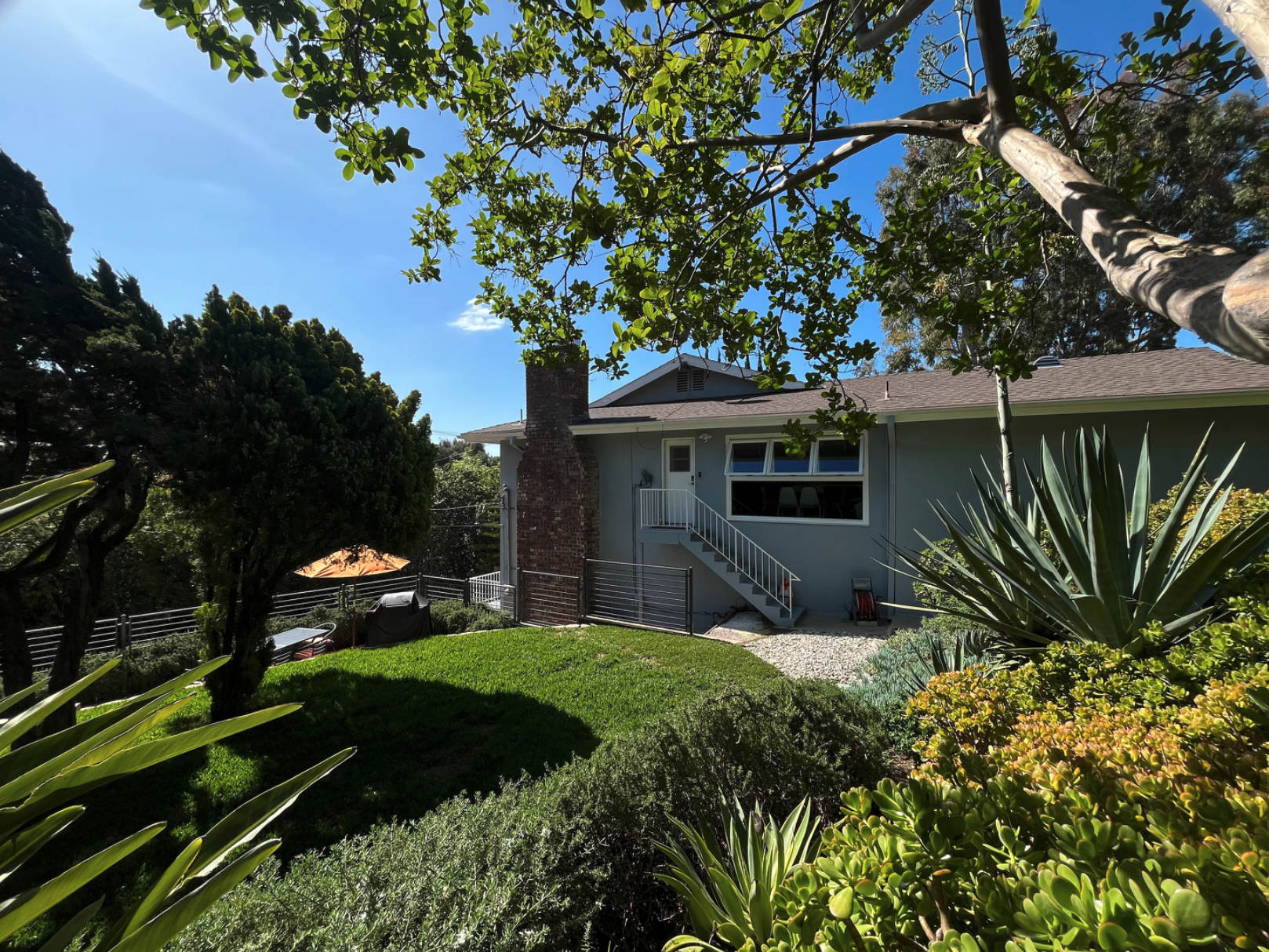 420 Tamarac Drive – photo 3