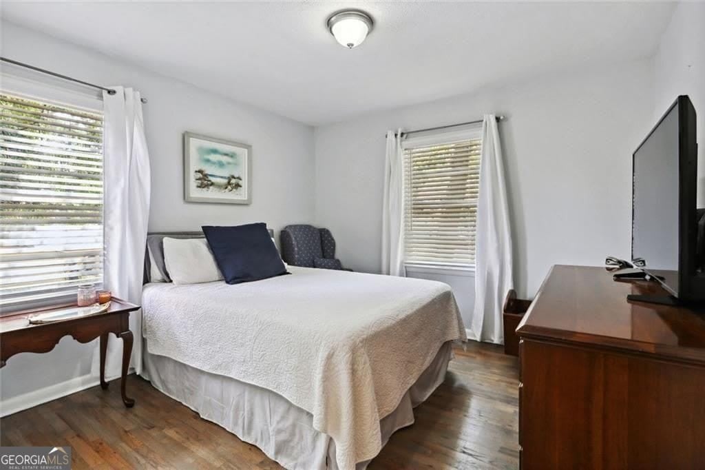 2363 Beverly Lane – photo 3