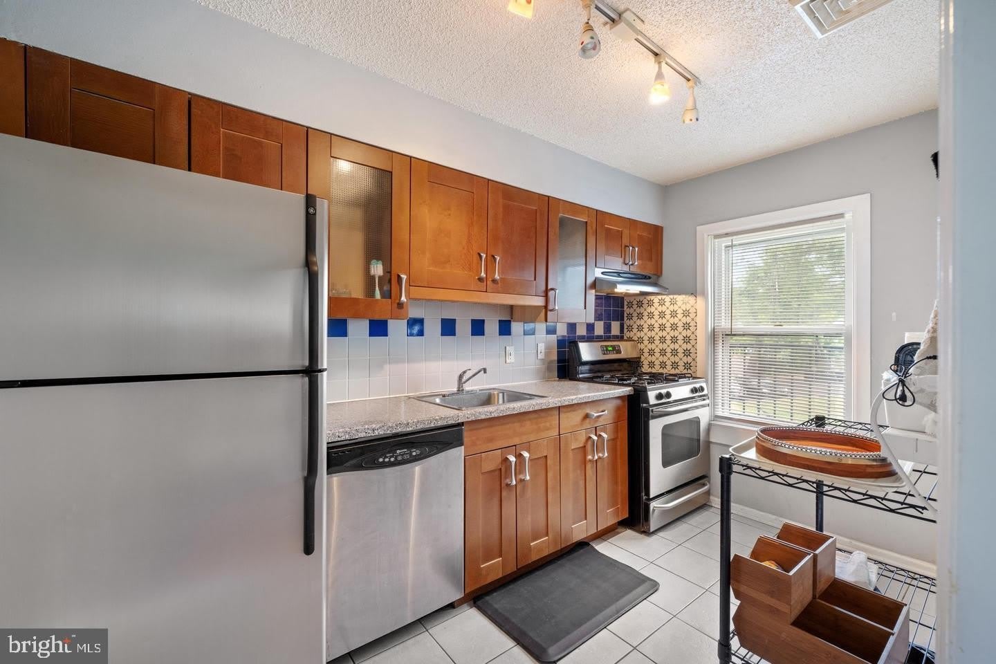 102 D Cherry Parke – photo 4