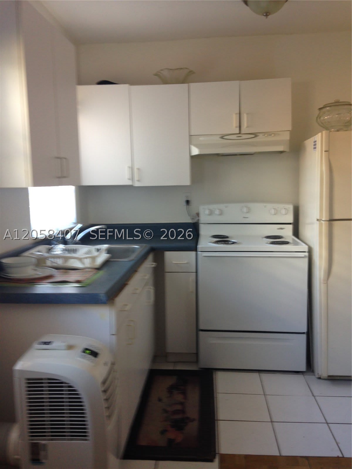 2734 SW 24th Ter – photo 1
