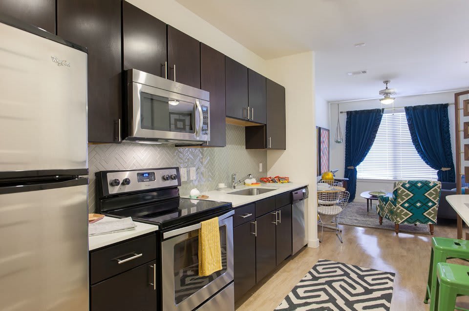 Elan East – photo 2