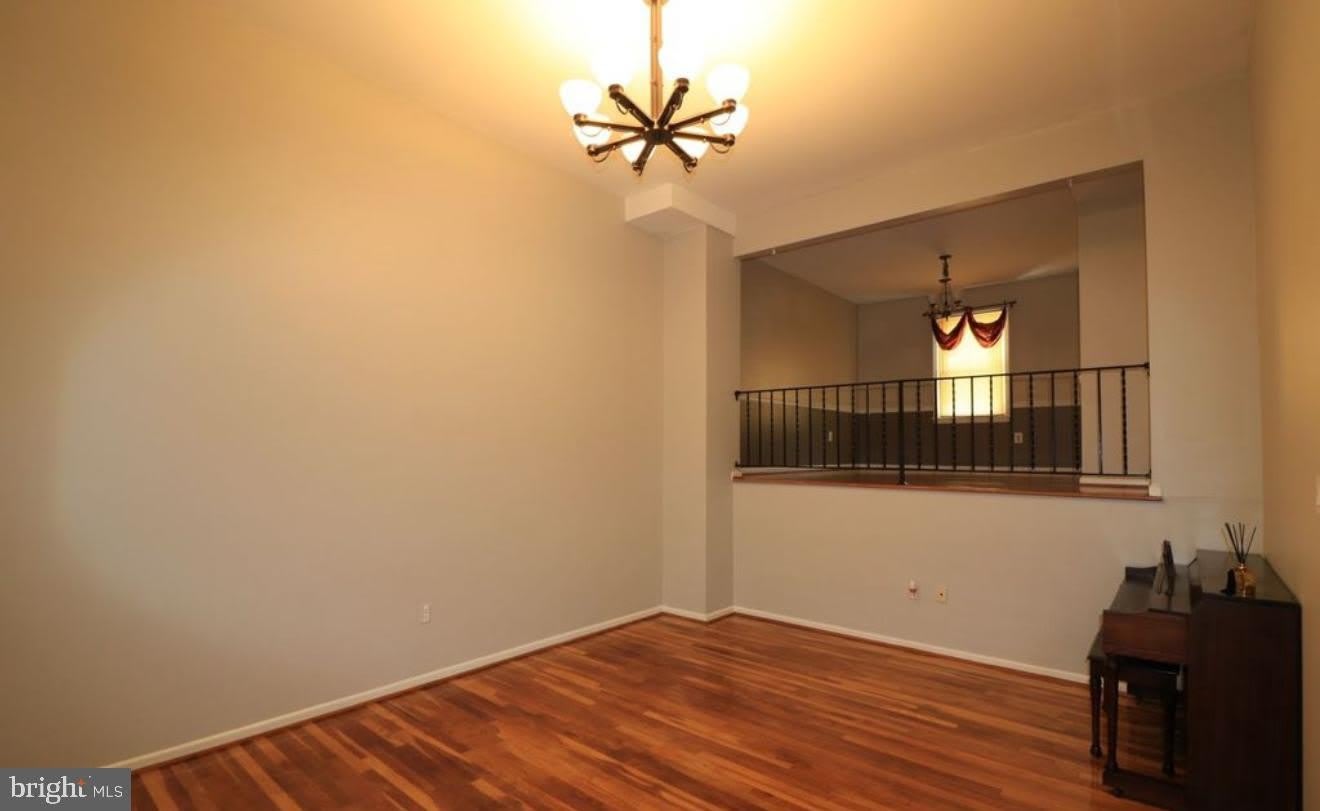 553 MONET DR – photo 5
