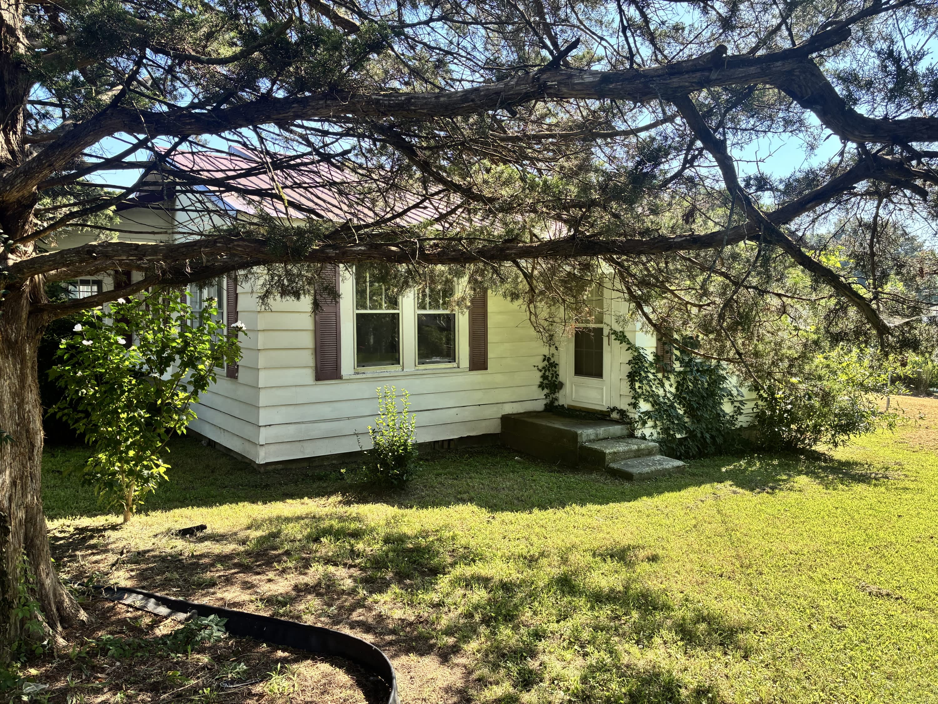 602 Williams St. – photo 2