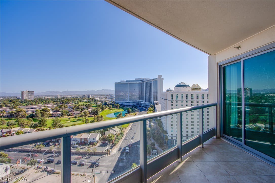 322 Karen Avenue – photo 3