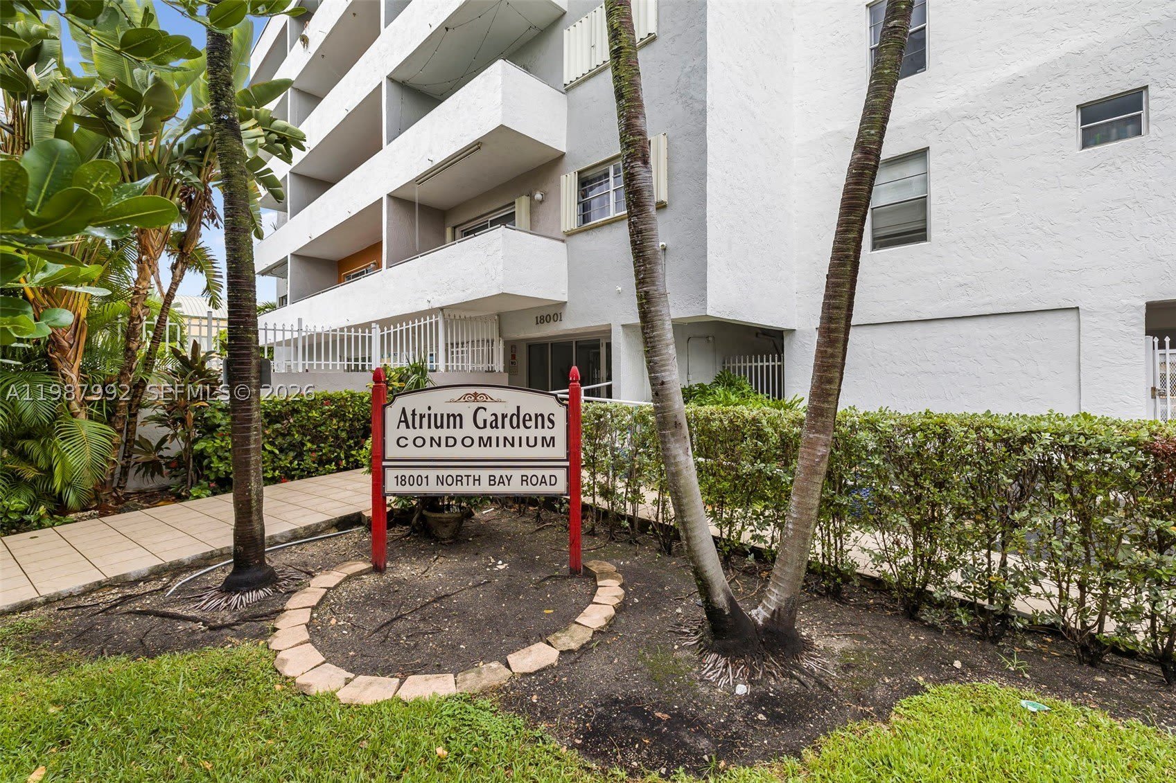 18001 N Bay Rd – photo 2