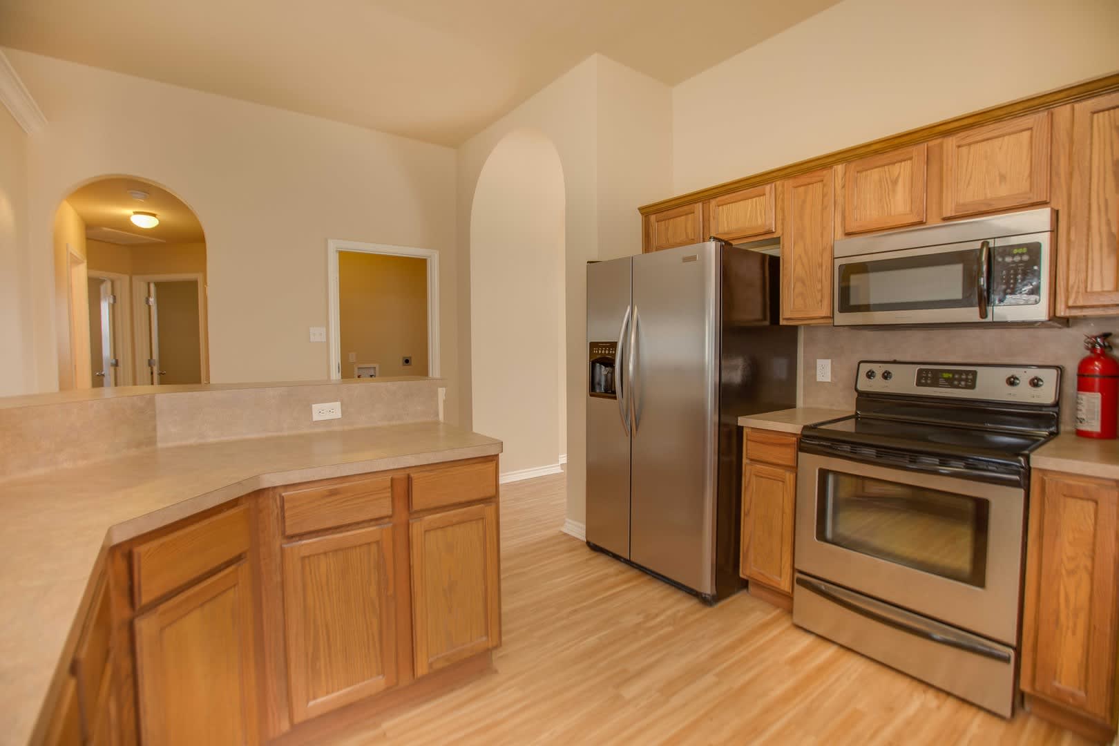 7517 Fort Griffen 3 bed/ 2bath! $2195/Month – photo 2