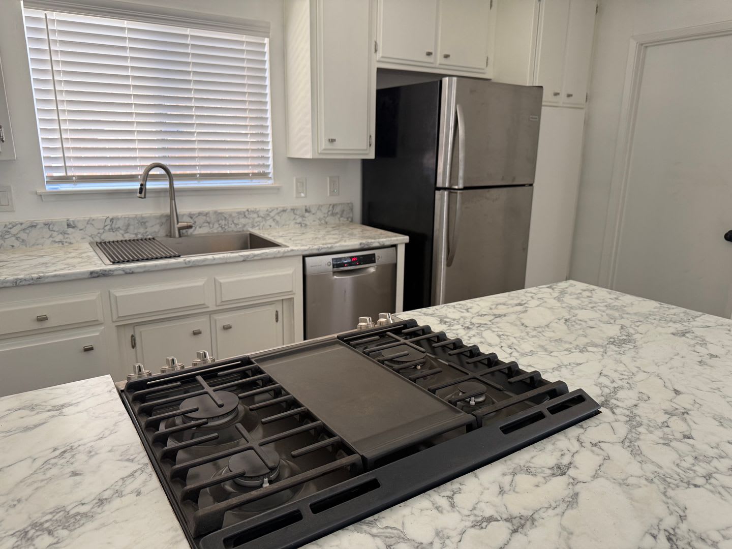 Beautiful 3-Bedroom Home with Upgraded Features & Fenced Backyard – photo 1