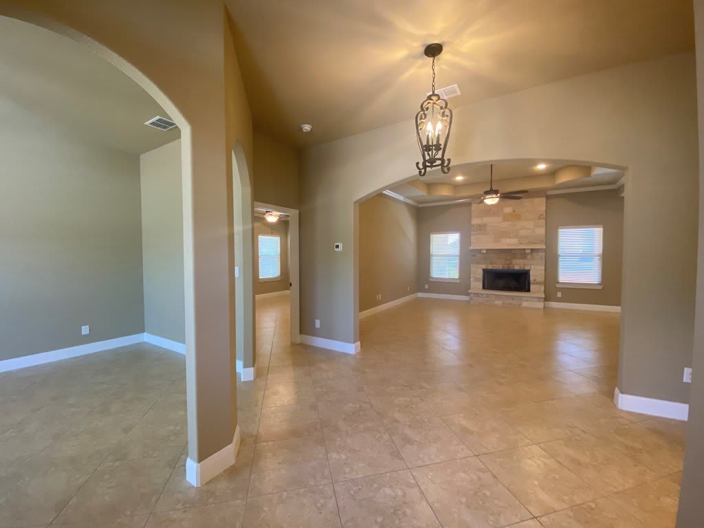 210 Dudley Way – photo 3