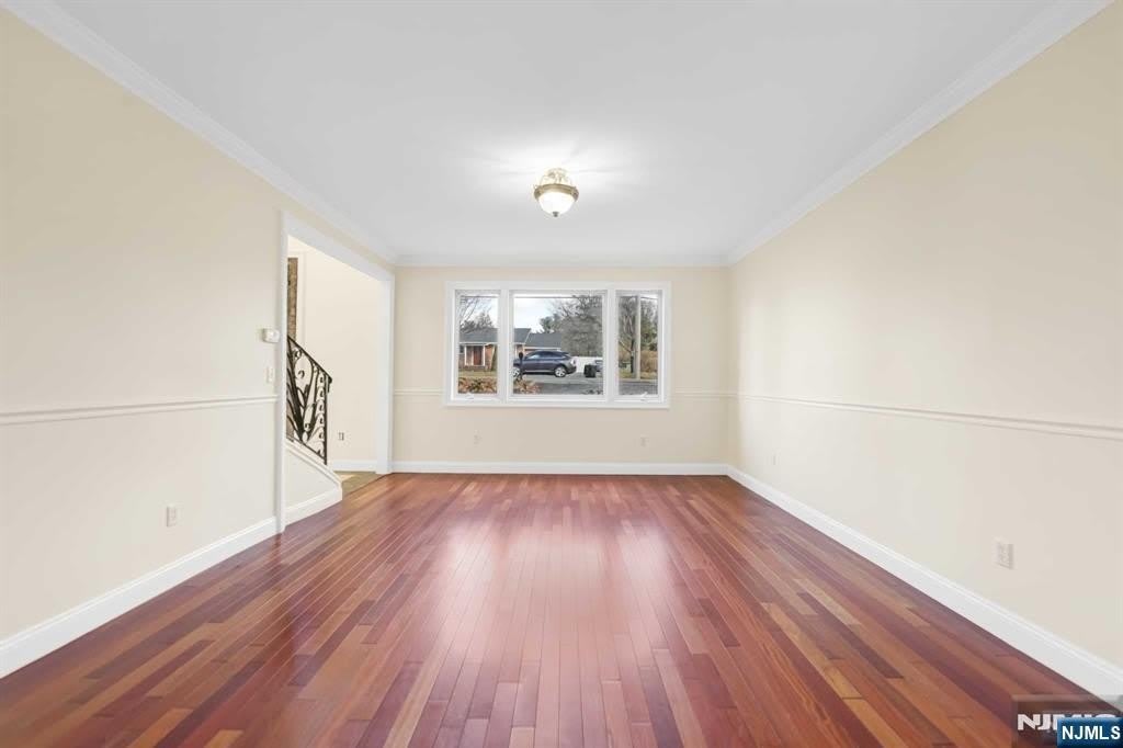 831 Pascack Road – photo 4