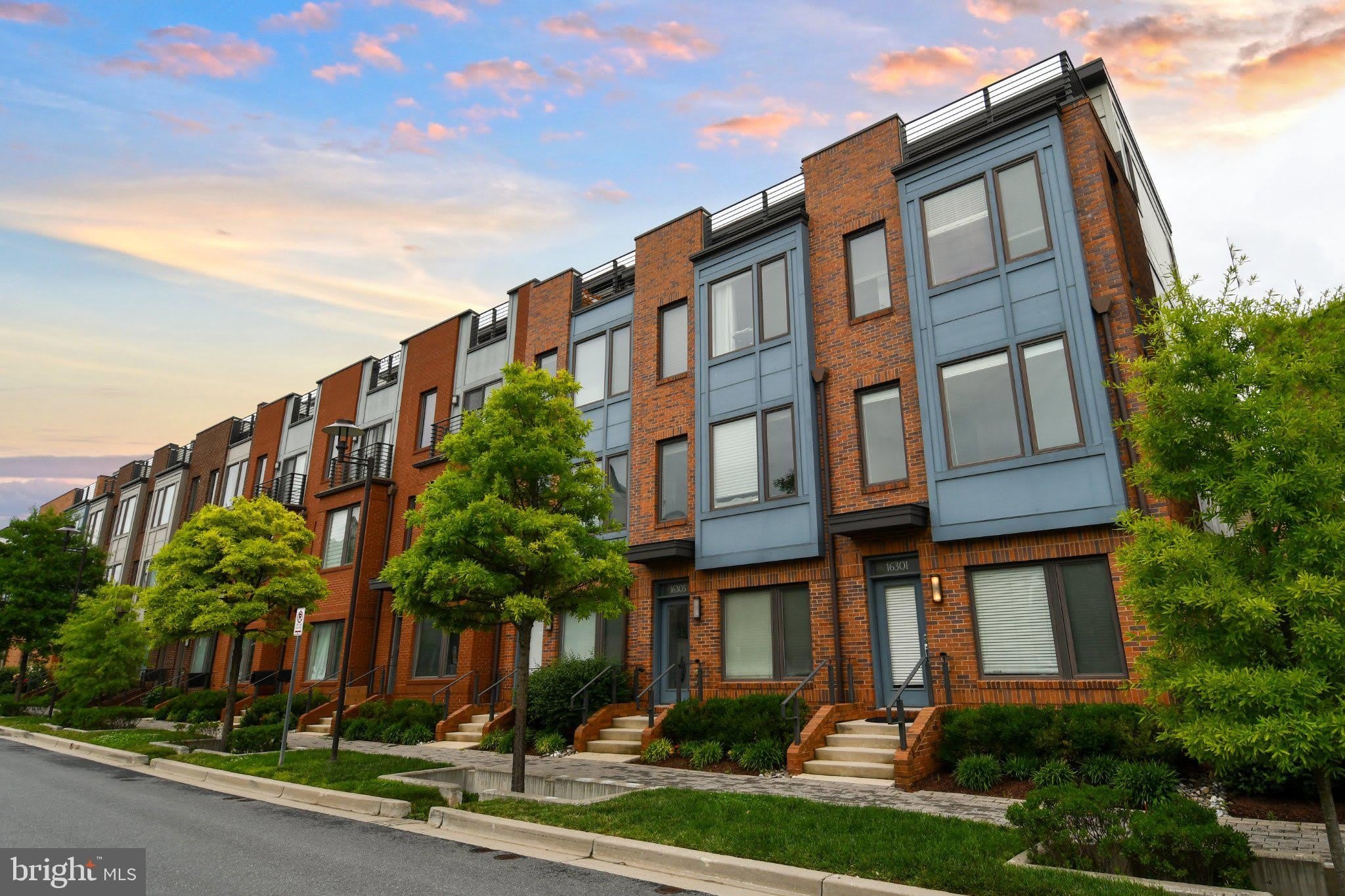16301 COLUMBUS Avenue – photo 2