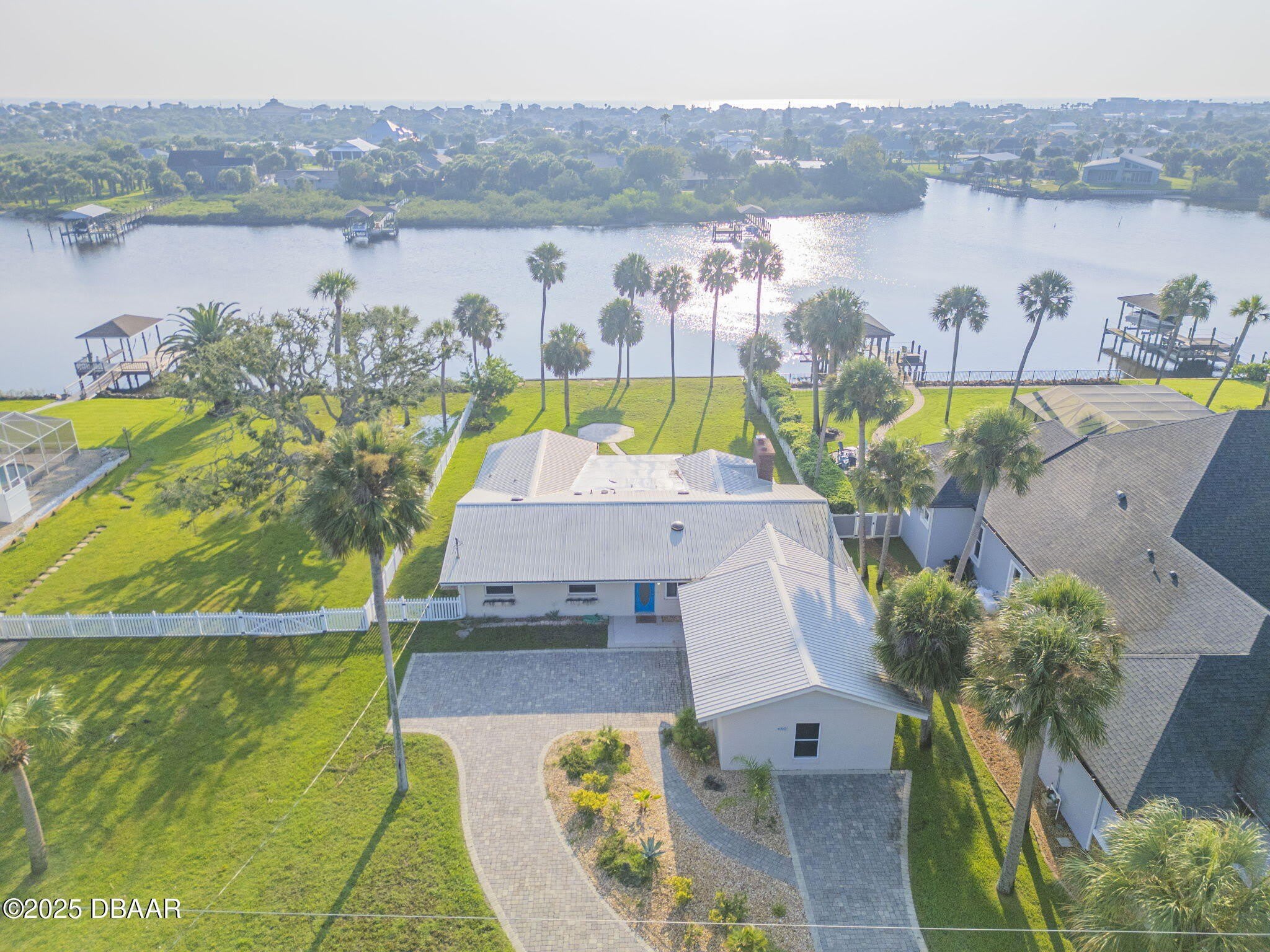 450 Lambert Avenue – photo 5