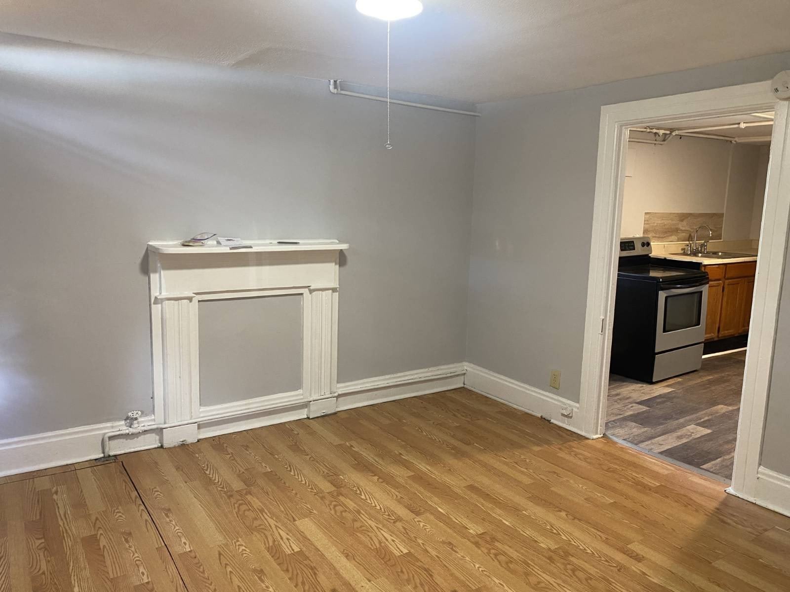 516 4th St – photo 2