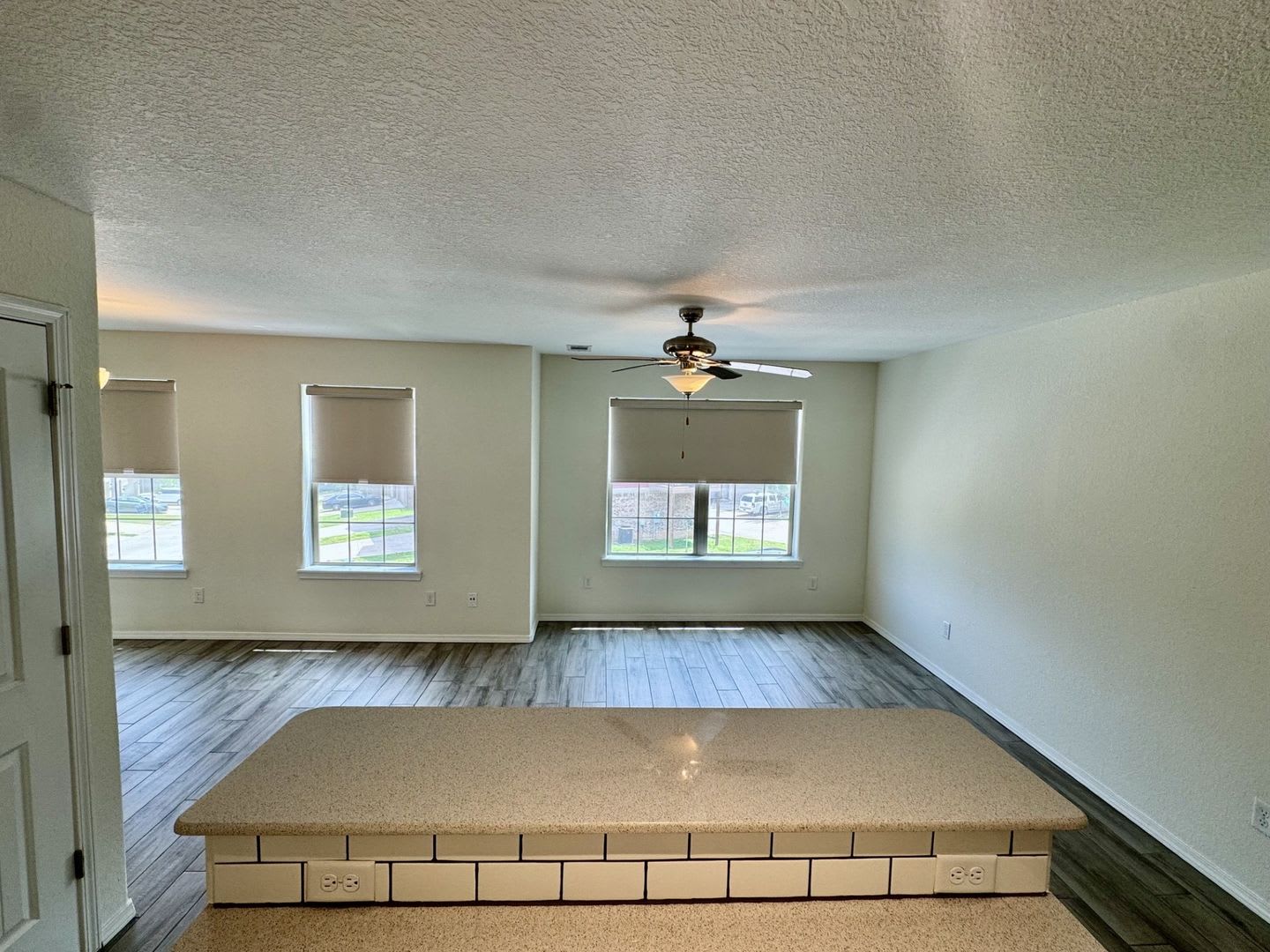Nice 2 Bedroom Townhome Close To I 49 – photo 5