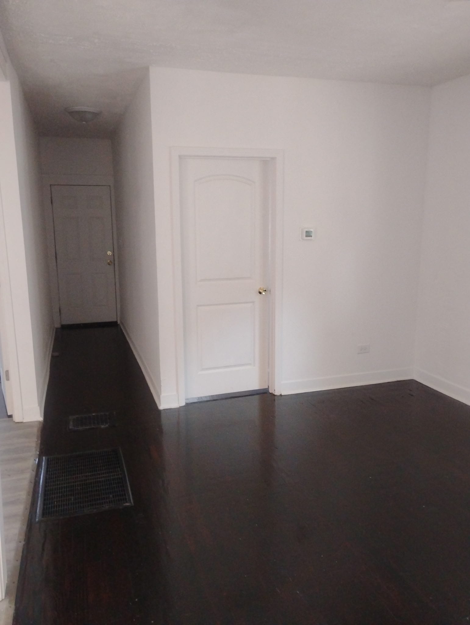 1058 Cecil Avenue – photo 2