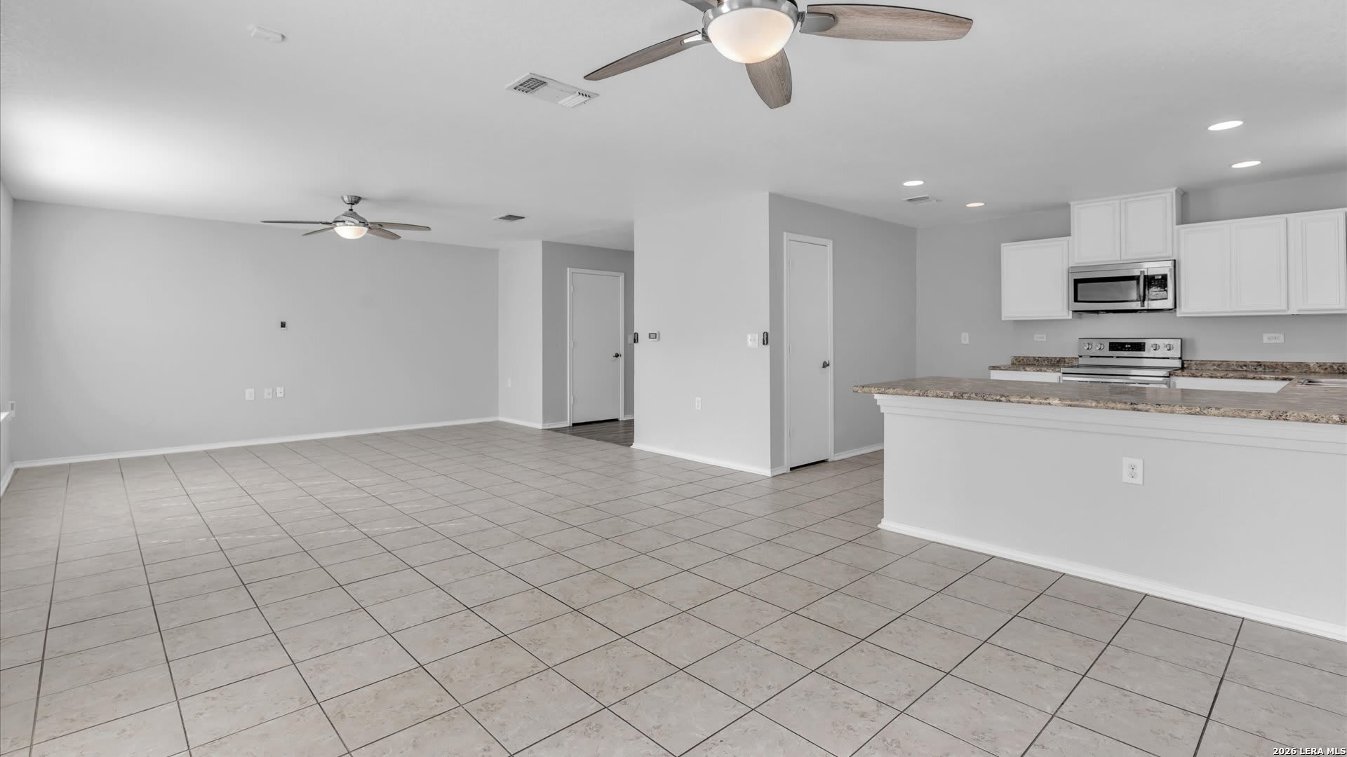 7435 Primrose Post – photo 2