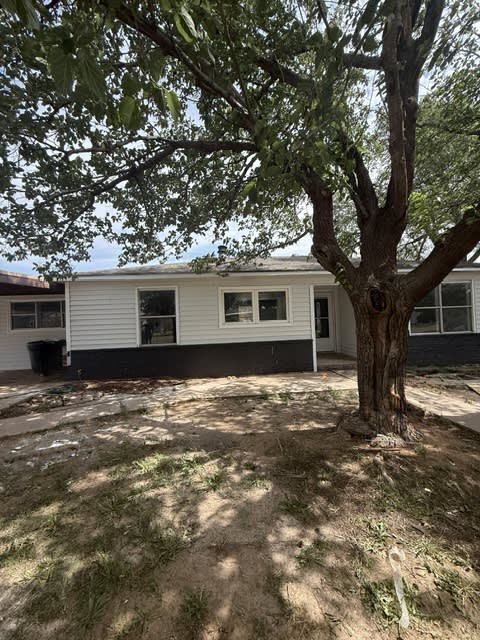 5514 43rd Street – photo 1