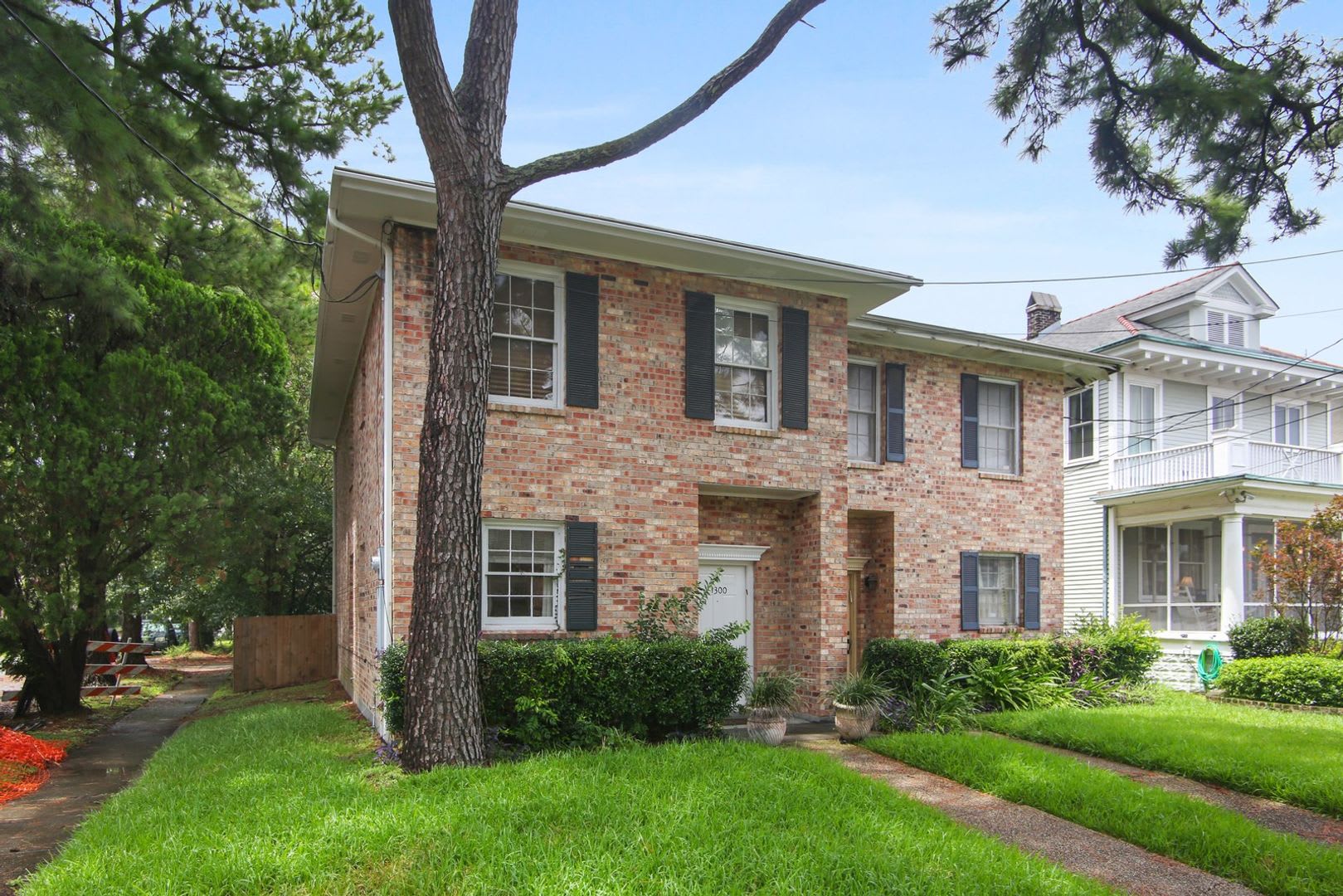 1300 BROADWAY Street, New Orleans, Louisiana 70118 – photo 1