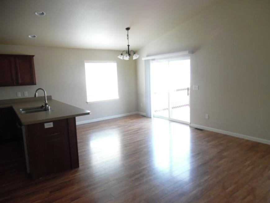 1249 Benjamin Blvd – photo 4
