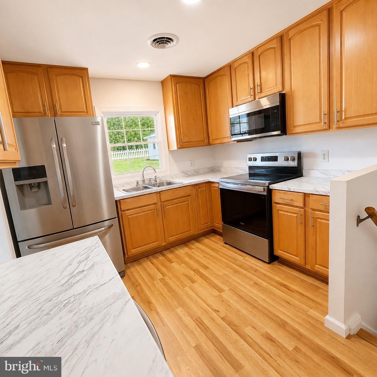 903 JANEKA Lane – photo 5