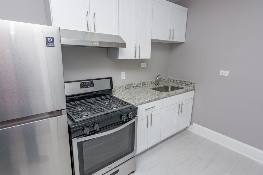 8211 South Ellis Ave – photo 1