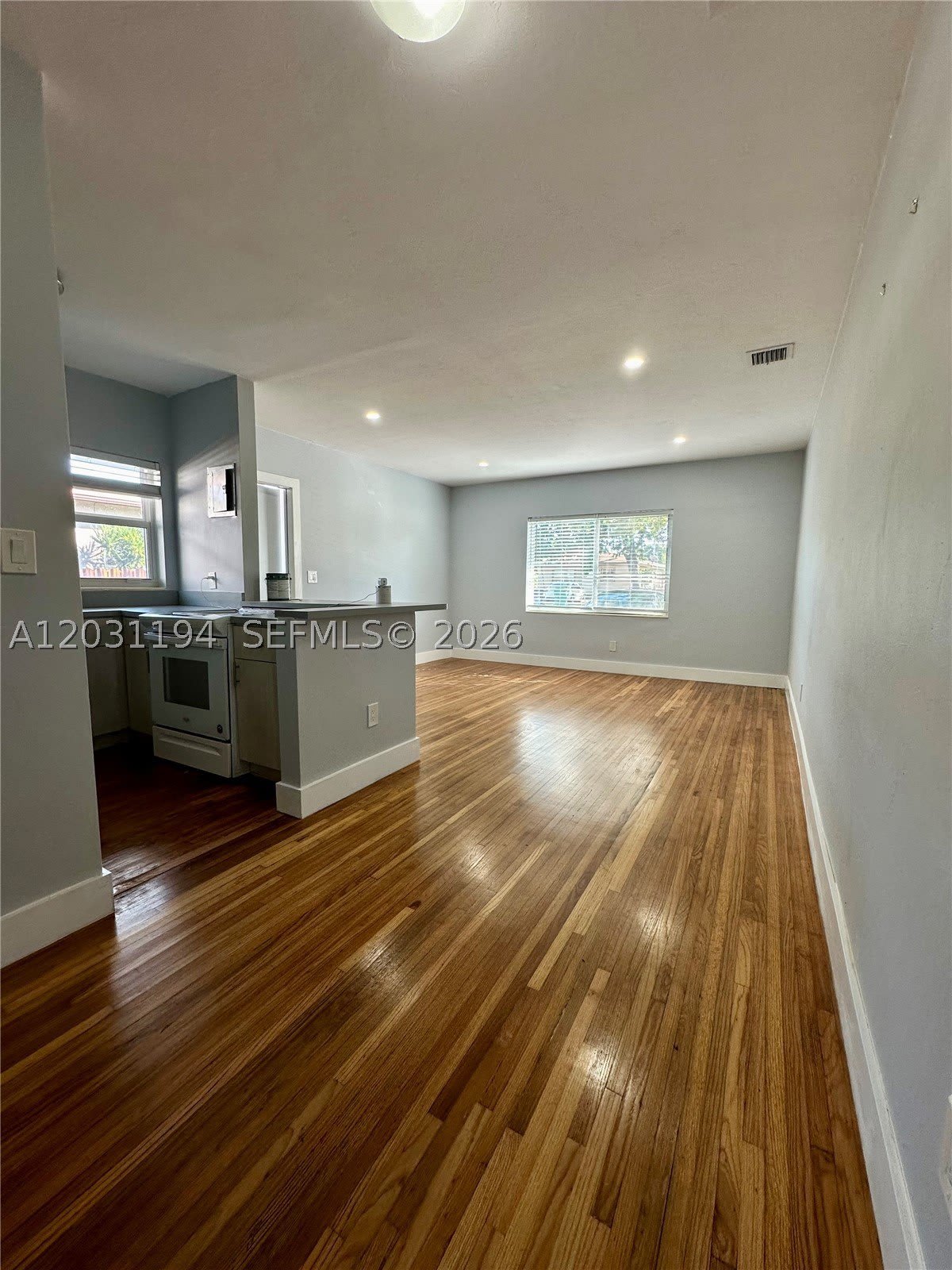 1155 NE 111th St – photo 2