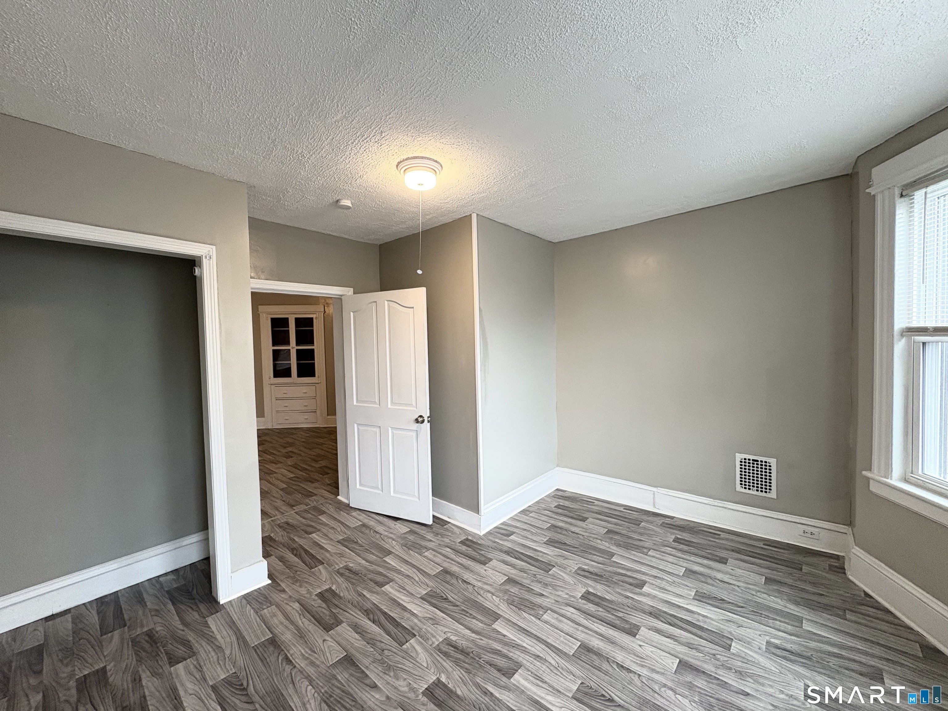 208 Fairview Avenue – photo 4