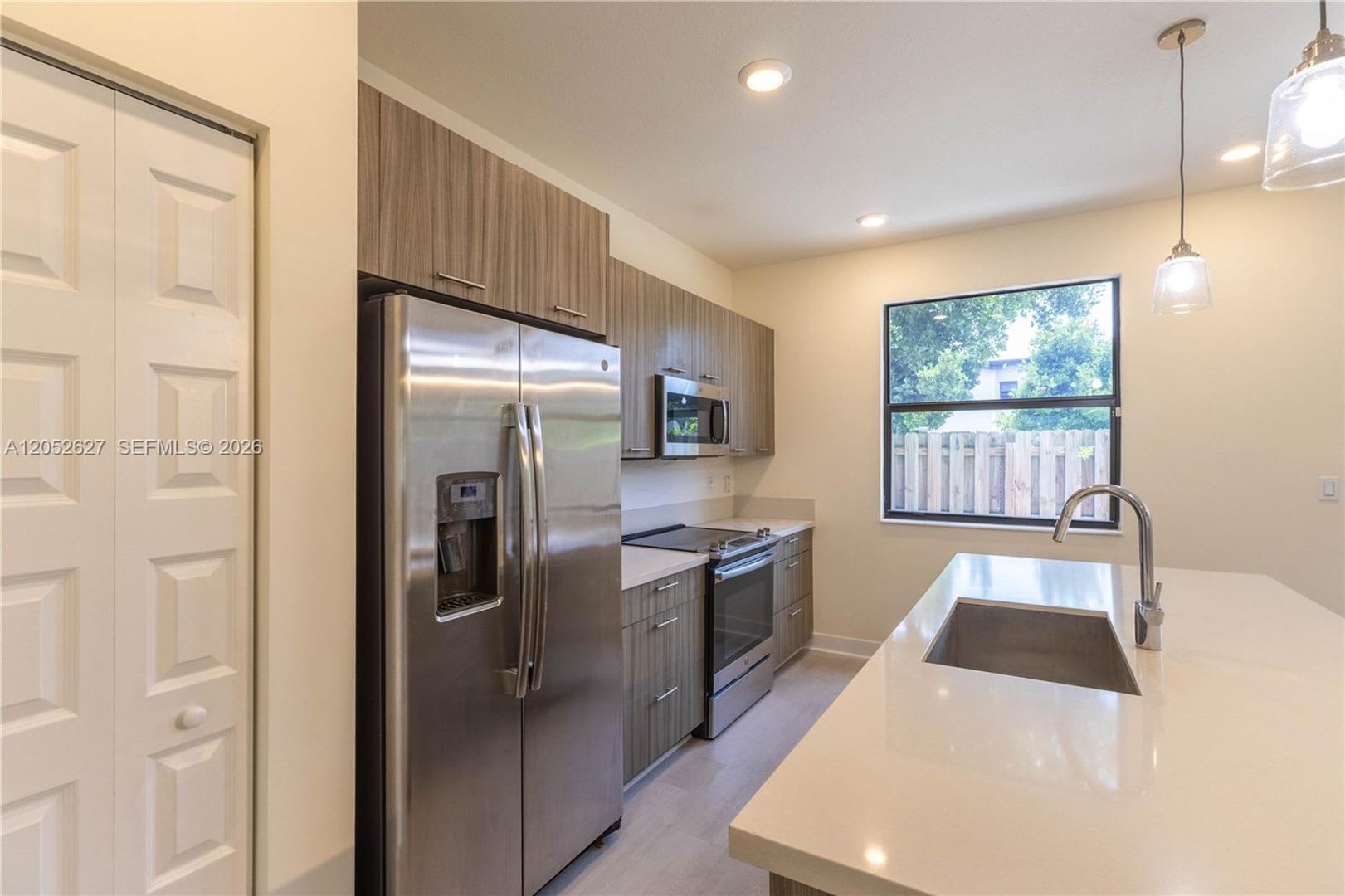 10407 Nw 82Nd Street 12 Doral Fl 33178 4087 – photo 1