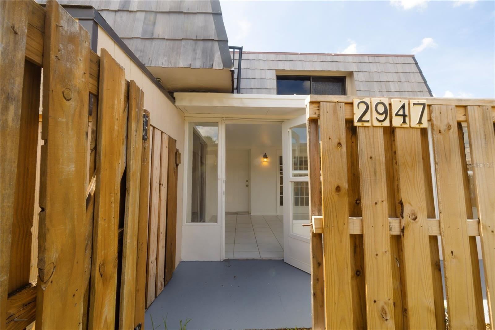 2947 POPLAR Avenue – photo 3