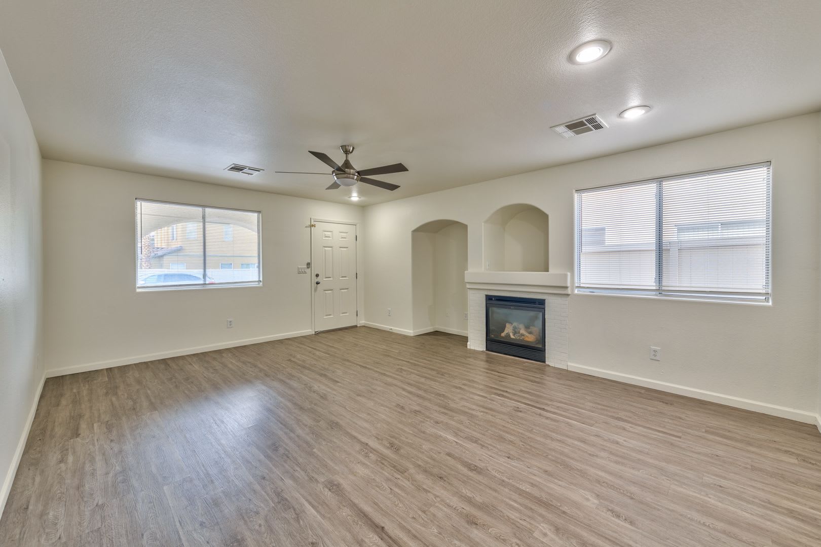 949 Medina De Leon Avenue, Henderson, NV 89015 – photo 4