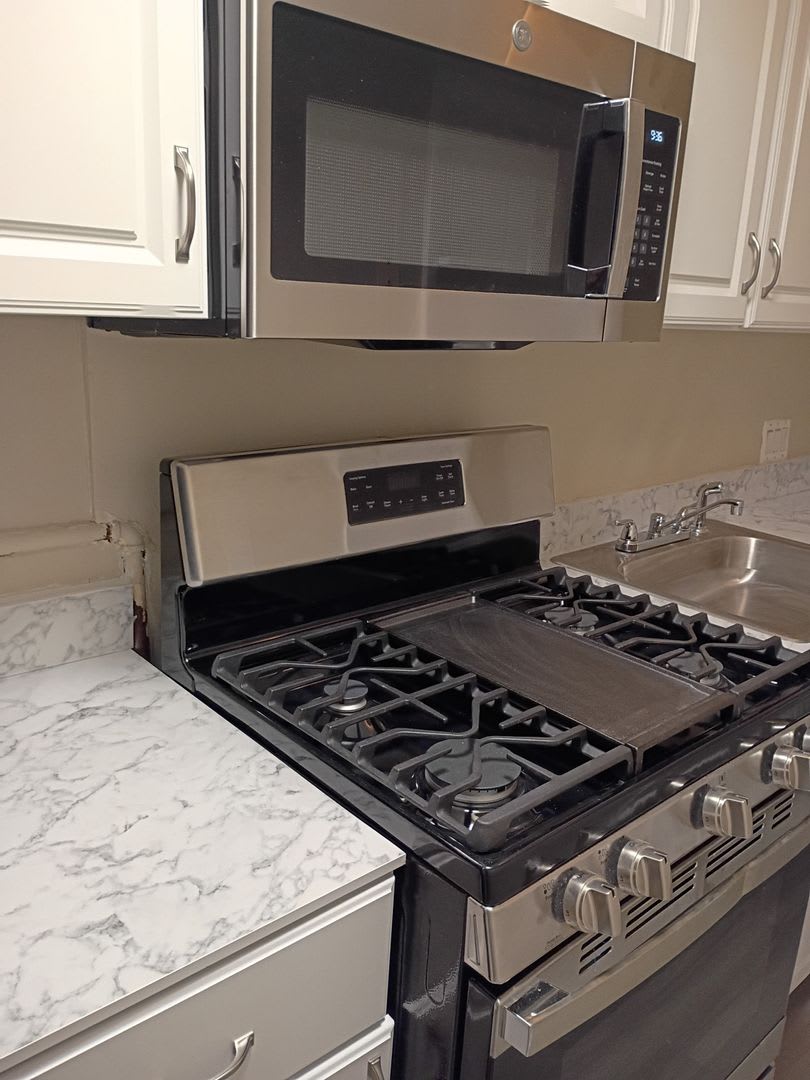 Modern Capitol Hill Location Basement Newly Renovated Unit With 1 Bedroom 1 Bathroom – photo 5