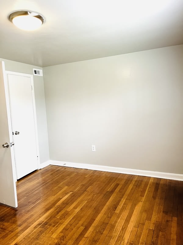 5435 Remuda Dr – photo 3
