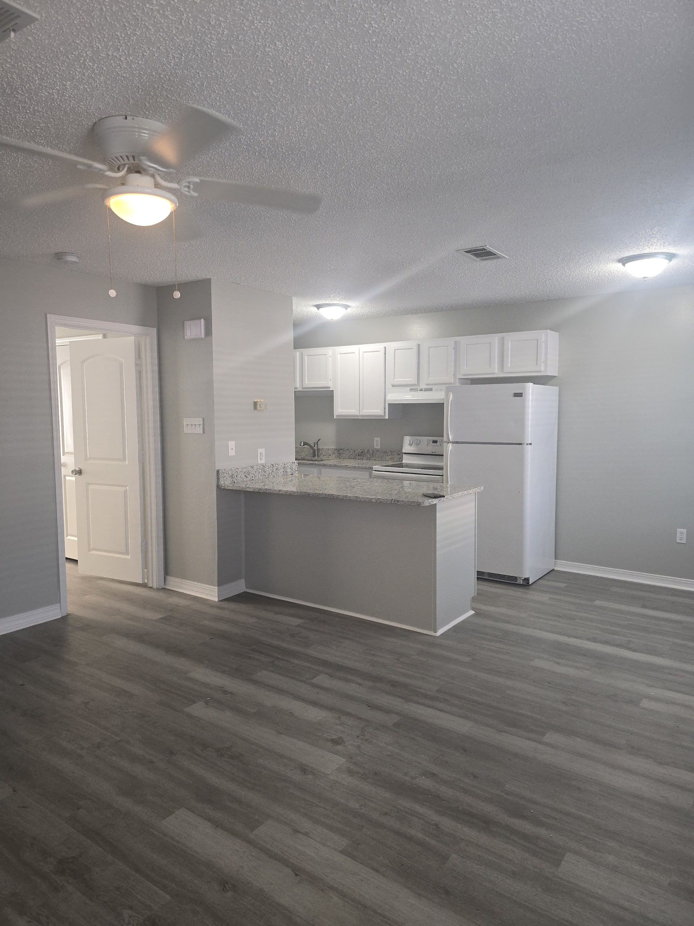 42493 Barry Ct – photo 1