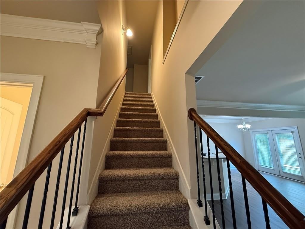 1045 Township Circle – photo 4